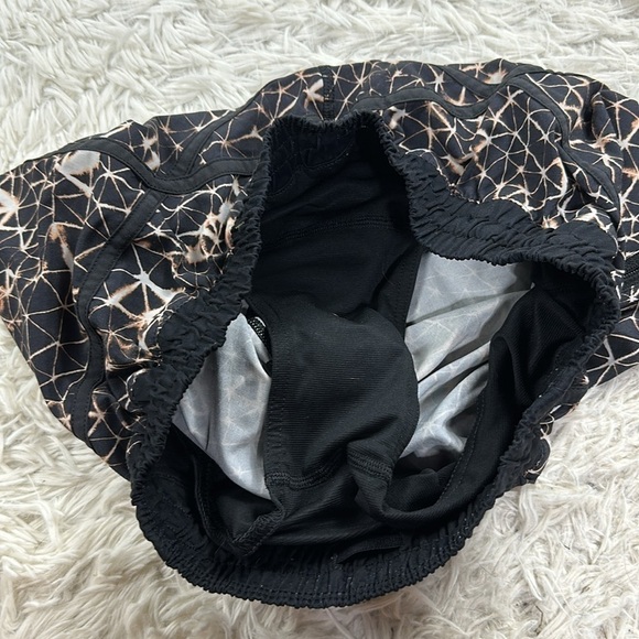 Lululemon Tracker Short III *4-way Stretch Star Crushed Multi / Black - Picture 3 of 6